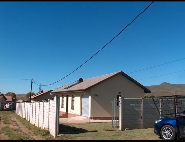 3 BEDROOM FREEHOLD SOLD IN MPOPHOMENI
